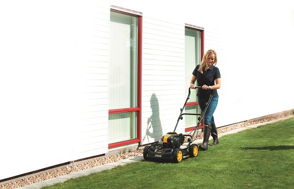 Masina Stiga Multiclip